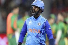 ৩টি T20 বিশ্বকাপে একটাও ছয় হাঁকাননি! তবুও তাঁকেই দলে রাখছে টিম ম্যানেজমেন্ট