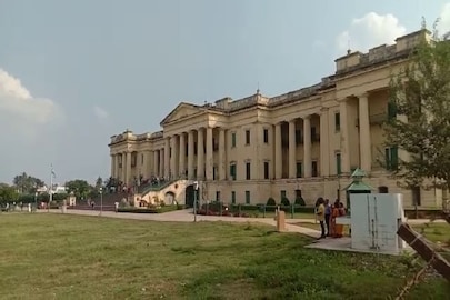 হাজারদুয়ারীতে নতুন নিয়ম৷ 