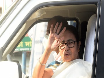 নজরে আদিবাসী ভোট, মঙ্গলবার থেকে দু’দিনের ঝাড়গ্রাম সফরে মুখ্যমন্ত্রী মমতা বন্দ্যোপাধ্যায়