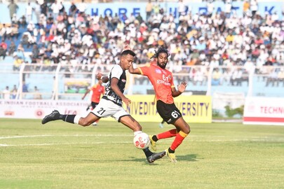 ইস্টবেঙ্গল বনাম মহমেডেন ম্যাচের একটি মুহূর্ত