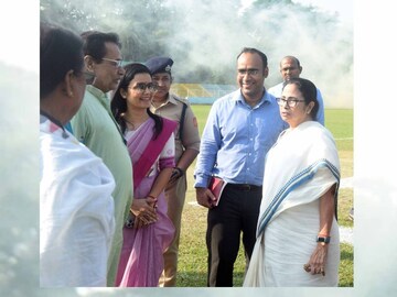 মমতা বন্দ্যোপাধ্যায়ের এই সভা ঘিরে নজর রাজনৈতিক মহলের