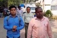 পোশাকের জন্য পার্শ্বশিক্ষককে বার করে দেওয়ার অভিযোগ, বাঘমুন্ডিতে ধুন্ধুমার পোশাকের জন্য পার্শ্বশিক্ষককে বার করে দেওয়ার অভিযোগ, বাঘমুন্ডিতে ধুন্ধুমার