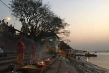 গঙ্গার বেহাল ঘাটে স্নান করতে এসে নিত্য দুর্ঘটনা, সংস্কারপর্ব ঘিরে চাপানউতোর এখনও