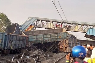 ওড়িশায় মালগাড়ি লাইনচ্যুত হয়ে ভয়াবহ রেল দুর্ঘটনা৷ 