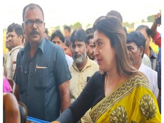 সাংসদ শতাব্দী রায়