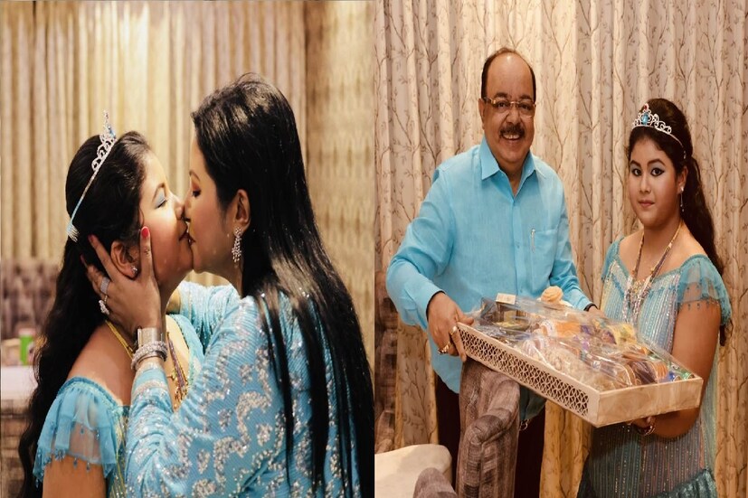*একপাশে মহুলকে মায়ের স্নেহের চুম্বন। অন্যপাশে, উপহারের ডালি সাজিয়ে হাতে তুলে দিচ্ছেন মহুলের 'দুষ্টু' শোভন চট্টোপাধ্যায়। 