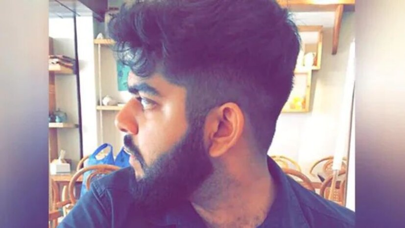 ব্যবসা করতে চেয়েছিলেন আফতাব: পুনাওয়ালার পারিবারিক বন্ধু সূত্রে জানা যাচ্ছে যে বরাবরই একটু অন্য মনে থাকা আফতাব জীবনে কী করবেন তা নিয়ে বিভ্রান্ত ছিলেন। সেই পারিবারিক বন্ধুর কথায়, &quot;কিন্তু এটা বিশ্বাস করা কঠিন যে এই ধরণের এক জঘন্য হত্যাকাণ্ড করেছে সে,&quot; এমনটাই ওই পারিবারিক বন্ধুকে উদ্ধৃত করে জানাচ্ছে টাইমস অফ ইন্ডিয়া। অভিযুক্তের পরিবার এবং বন্ধুরা জানিয়েছেন, সে বরাবরই একজন সাধারণ ছাত্র ছিল এবং কখনও কোনও সাতেপাঁচে থাকেনি।