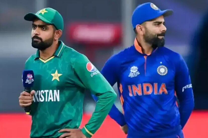 পাকিস্তানের বর্তমান অধিনায়ক বাবর আজমের সঙ্গে সবসময় তুলনা করা হয় ভারতের প্রাক্তন অধিনায়ক বিরাট কোহলির। কে ভালো ব্যাটার তা নিয়ে সবসময় তর্ক-বিতর্ক লেগেই থাকে।