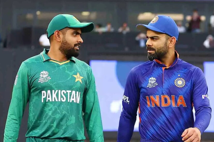 পাকিস্তানারে বেশ কিছু প্রাক্তন ক্রিকেটার বিরাট কোহলির থেকে বাবর আজমকে এগিয়ে রাখেন। কিন্তু এবারের টি-২০ বিশ্বকাপে বিরাট কোহলি প্রমাণ করে দিলেন কে সেরা।