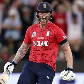 গম্ভীর-সঙ্গাকারার সঙ্গে একই আসনে স্টোকস, অনন্য নজির ব্রিটিশ তারকার