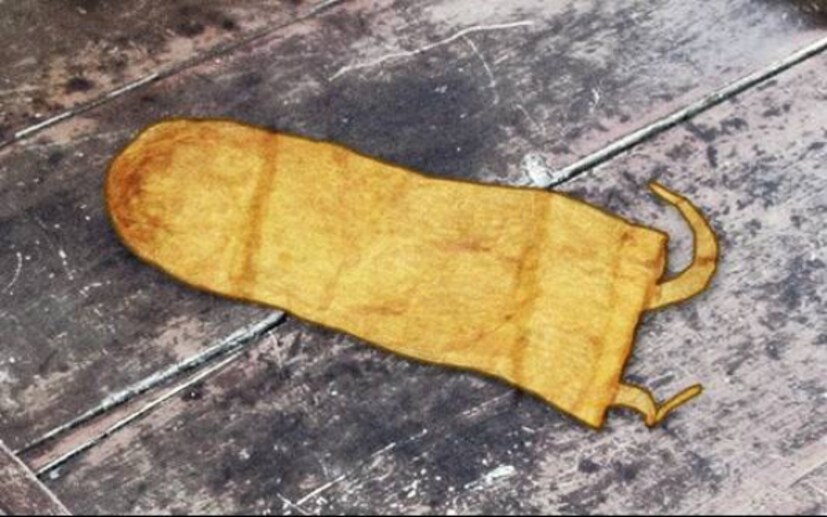 পঞ্চদশ শতকে গ্ল্যানস কন্ডোমের ব্যবহার শুরু হয়। কিছু একটা ধাতব বর্ম পেনিসের মুখে পরিয়ে দেওয়া হত। সাধারণত সোনার আস্তরণ পরানো হত। চিনে আবার সিল্ক কাগজ বা ভেড়ার খাদ্যনালী দিয়ে কন্ডোম বানানো হত। জাপানে কচ্ছপের খোল এমনকী অনেক ক্ষেত্রে পশুর শিং দিয়েও তৈরি করা হত কন্ডোম।