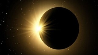 ৩ বছর পর ফের মিলবে সুবর্ণ সুযোগ! বছরের শেষ চন্দ্রগ্রহণ দেখার অপেক্ষায় সকলে, কীভাবে দেখা যাবে?