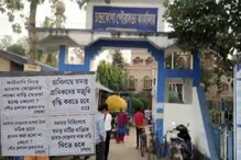 কাটমানি নিয়ে আবাস যোজনার বাড়ি! CPIM-এর পদক্ষেপে তোলপাড় কাটমানি নিয়ে আবাস যোজনার বাড়ি! CPIM-এর পদক্ষেপে তোলপাড়
