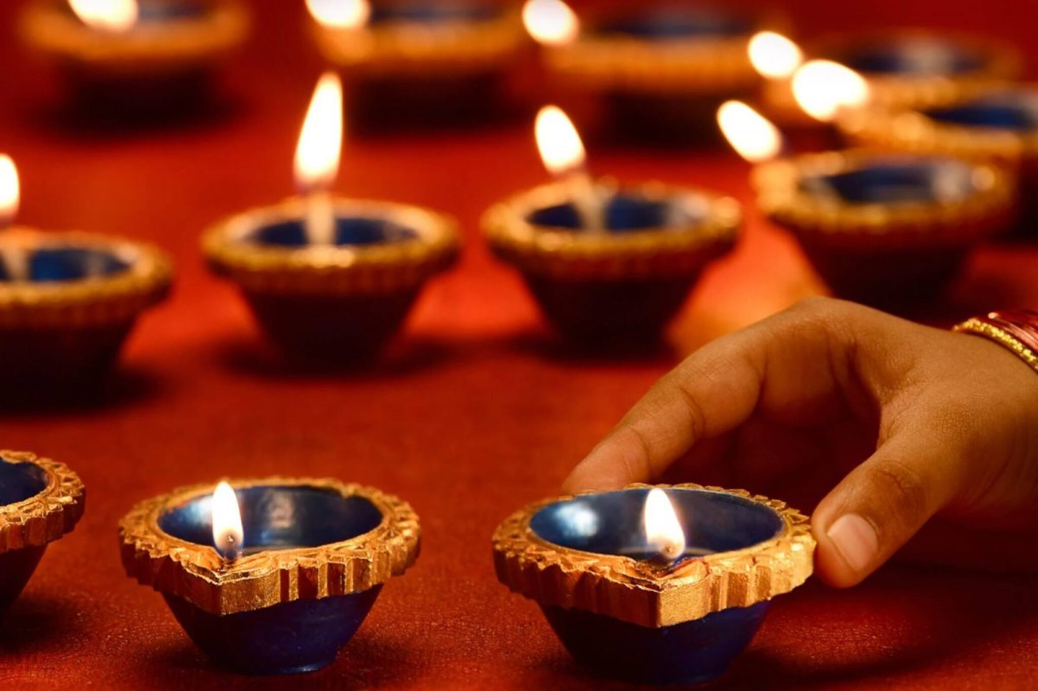 দীপাবলির পর দেব দীপাবলি, মর্ত্যে দেবতাদের আগমনের উৎসব