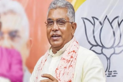 দিলীপের মন্তব্যে বিতর্ক