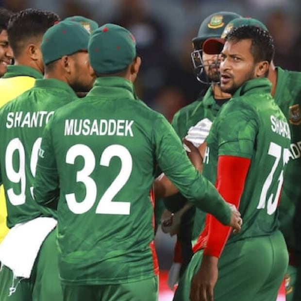 আজ পাকিস্তানকে হারাতে পারলে বাংলাদেশ টি২০ বিশ্বকাপের সেমিতে উঠত। কিন্তু সেটা হয়নি। বাংলাদেশ এবার সুপার-১২-তে ২টি ম্যাচে জিতেছে। তাতেই অবশ্য শাকিব বলেছেন, এটাই বাংলাদেশের সেরা বিশ্বকাপ। 