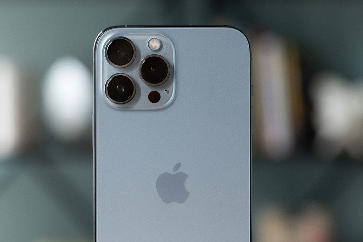 iPhone 14 কেনার ইচ্ছা? ২০ হাজার টাকা ছাড় পেলে কেমন হয়? জেনে নিন কীভাবে