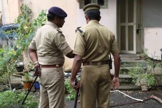 পুলিশ। প্রতীকী ছবি