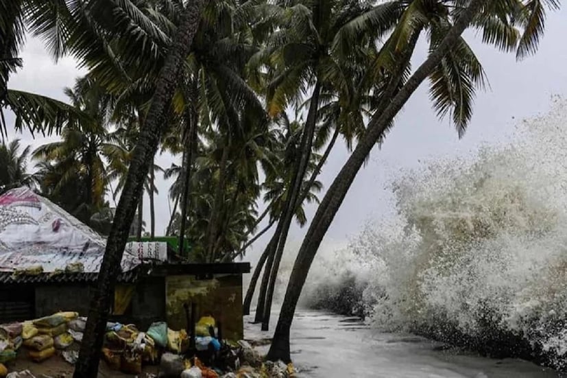 নর্থ ইন্ডিয়ান ওশান এক্সটেনডেড রেঞ্জ আউটলুক ফর সাইক্লোজেনেসিস ওয়েদার আপডেটে জানিয়েছে নভেম্বরের প্রথম সপ্তাহেই একেবারে টাটকা সাইক্লোনিক সার্কুলেশন তৈরি হচ্ছে৷  যা আগামীতে বড় হবে৷