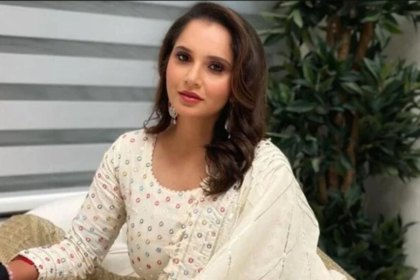 সানিয়া মির্জা পাকিস্তানের বউমা। তাই তাঁকে তেলাঙ্গানার ‘ব্র্যান্ড অ্যাম্বাস্যাডার’ করা যায় না বলে একসময় সওয়াল করেছিলেন বিজেপি নেতা কে লক্ষ্মণ। 