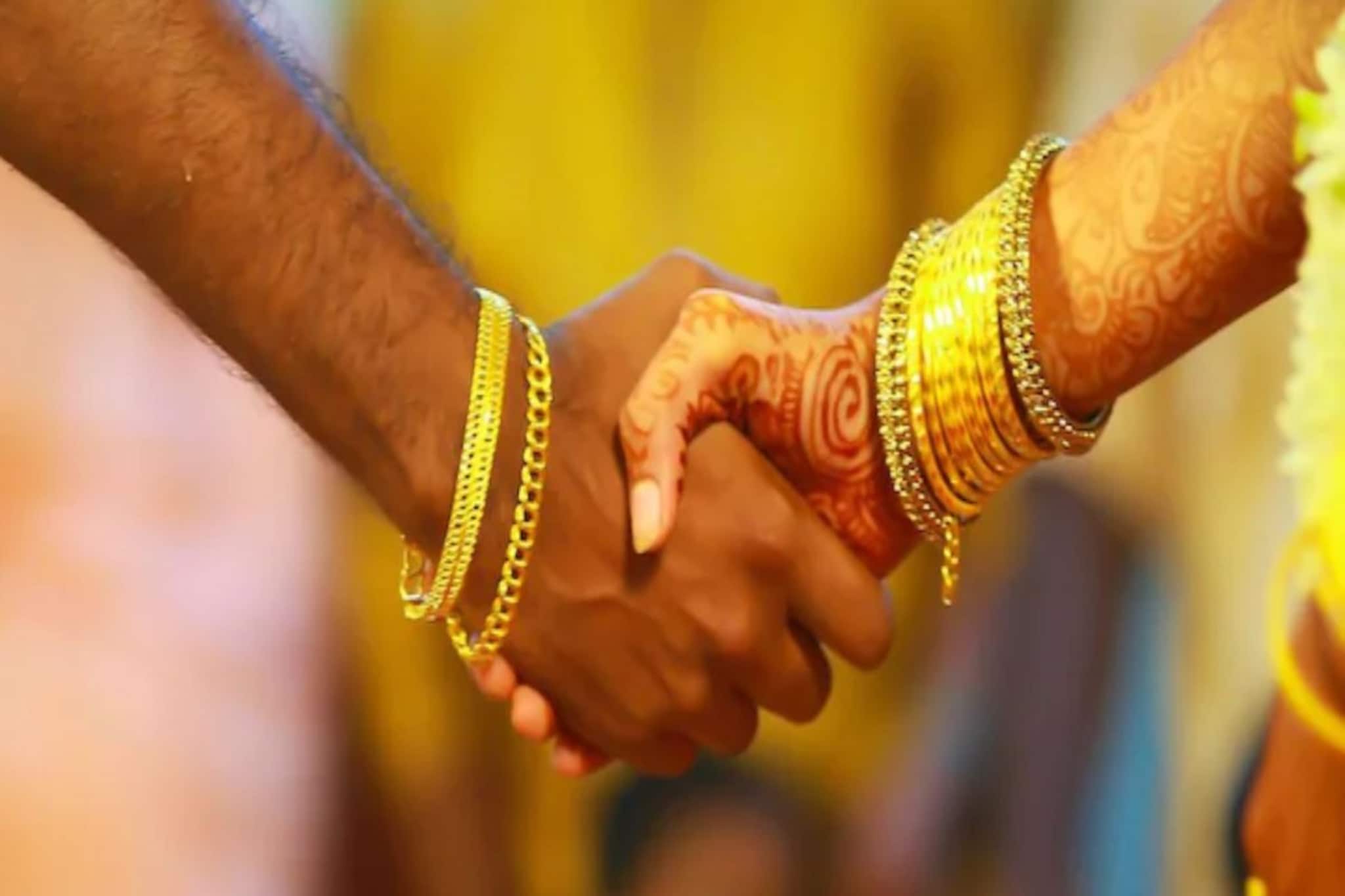 জীবনসঙ্গী নির্বাচনে 'অভিনব' কাণ্ড! ১৪ পুরুষের তালিকা দিয়ে নেটপাড়া কাঁপালেন তরুণী