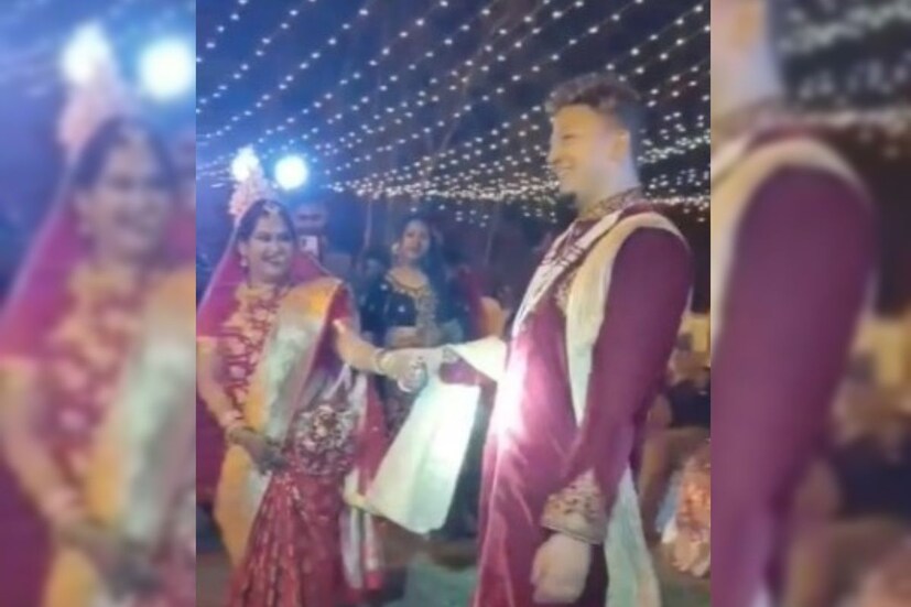 বিয়ের মরশুমে এই রাত তোমার আমার গানে রোমান্টিক নাচে মেতে উঠেছিলেন এই সেলিব্রিটি দম্পতি ৷ বিয়ে করে নিবেদিতা জানিয়েছেন এবার তাঁদের ভালবাসা গন্তব্যে পৌঁছেছে ৷ ছবি সৌজন্যে ইনস্টাগ্রাম ৷ 