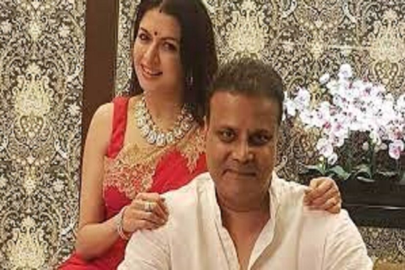 ছবির হিরোইন ভাগ্যশ্রী তাঁর প্রথম ছবি হিট হওয়ার পর পরই বিয়ে করেন। কয়েকটি ছবি করার পর পর্দা থেকে দূরে চলে যান তিনি। ১৯৯০ সালে হিমালয় দাসানিকে বিয়ে করেছিলেন অভিনেত্রী ভাগ্যশ্রী।