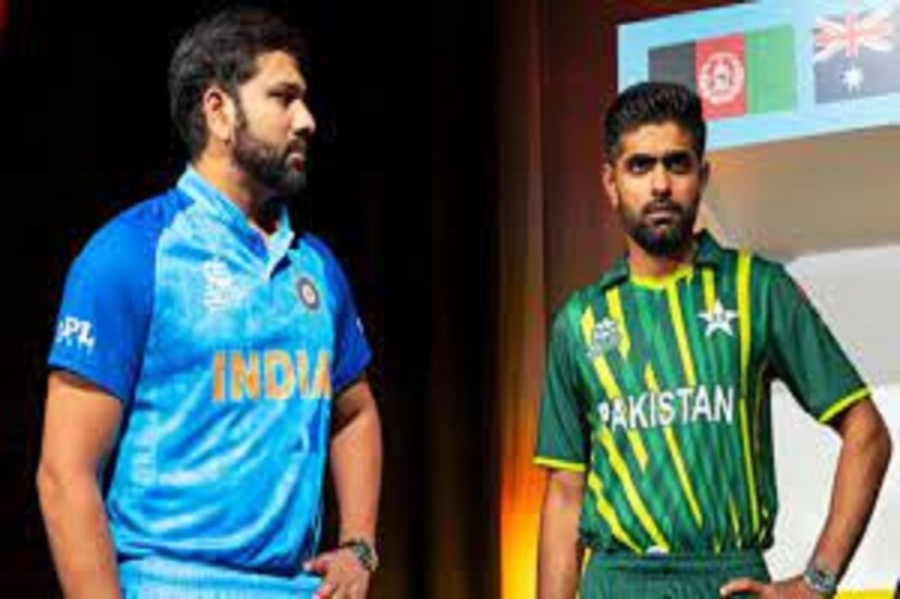 ফাইনাল হাই ভোল্টেজ ভারত-পাকিস্তানের ম্যাচ হওয়ার সম্ভাবনা রয়েছে কেননা পাকিস্তান বাংলাদেশকে হারিয়েছে ৷ তবেই ফলে শীর্ষস্থান নিয়ে ভারত ও পাকিস্তান দ্বিতীয় হিসাবে সেমিফাইনালে ৷ ফাইল ছবি ৷