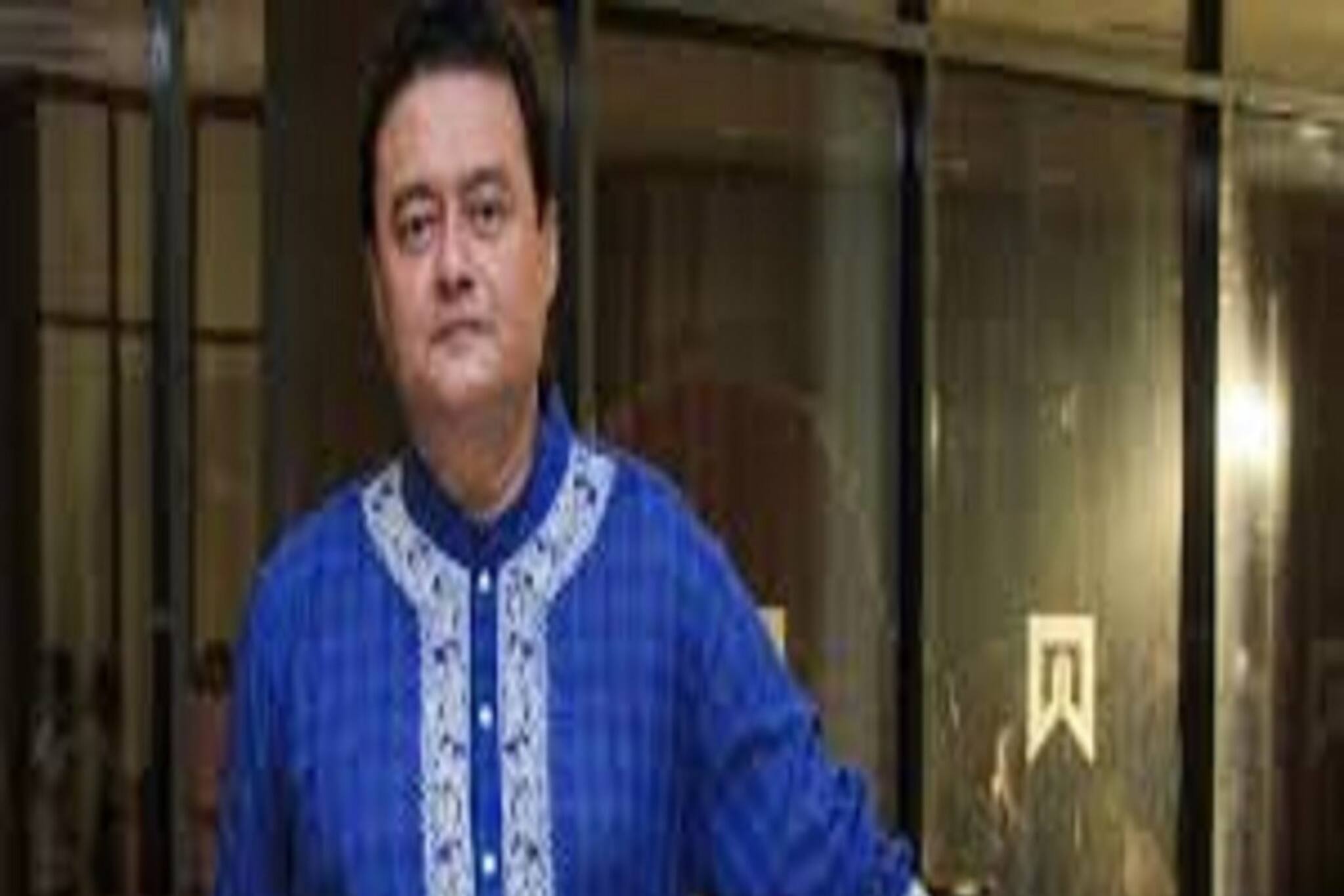 এখনও শৈশবের ‘তোপসে’-ই প্রিয় শাশ্বত চট্টোপাধ্যায়ের, অভিনেতার অকপট সাক্ষাৎকার