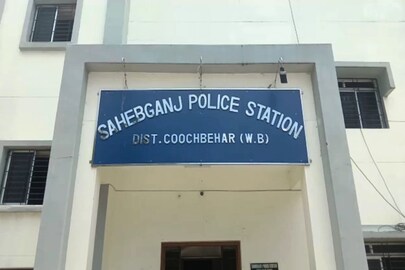 কিসের রক্তে ভাসল শুকনো ডোবা! 