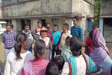 দুর্গাপুরের অংশ এ কোন গ্রাম, যেখানে এখনও নেই রাস্তা দুর্গাপুরের অংশ এ কোন গ্রাম, যেখানে এখনও নেই রাস্তা