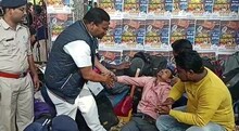 যানজটে আটক,বসা হল না টেটে,  স্নায়ুর চাপে অসুস্থ অন্য এক পরীক্ষার্থী 