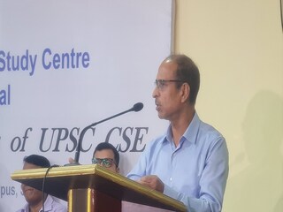 আবাস যোজনা নিয়ে আজ জরুরি বৈঠকে মুখ্য সচিব, গুরুত্বপূর্ণ কোনও সিদ্ধান্ত হওয়া নিয়ে জল্পনা