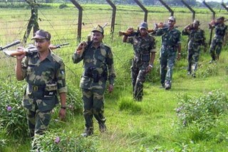 সীমান্ত রক্ষীর গুলিতে চোরাচালানকারীর মৃত্যু