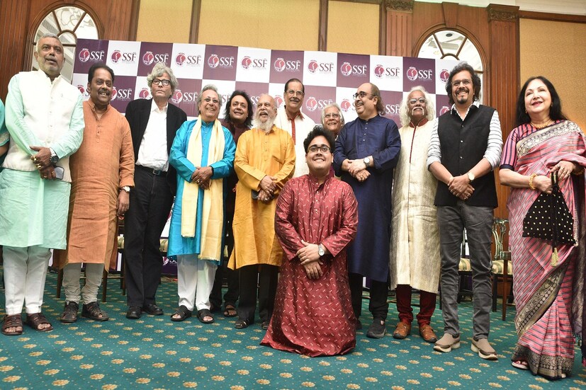 আগামী ১৫ থেকে ১৮ ডিসেম্বর পর্যন্ত কলকাতা শহরে অনুষ্ঠিত হতে চলেছে ‘স্বরসম্রাট উৎসব’। নজরুল মঞ্চে এই অনুষ্ঠান হবে।