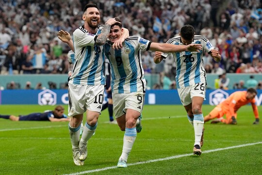 Lionel Messi and Julian Alvarez scores as Argentina thump Croatia and  qualify for Qatar world cup final – News18 Bangla
