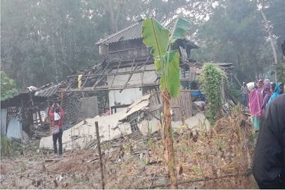 ভগবানপুরে তৃণমূল নেতার এই বাড়িতেই গভীর রাতে বিস্ফোরণ৷ 