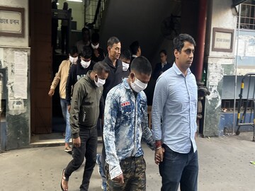 খাস কলকাতায় ডেরা জামতারা গ্যাঙের ! পুলিশ অভিযানে গ্রেফতার ১০