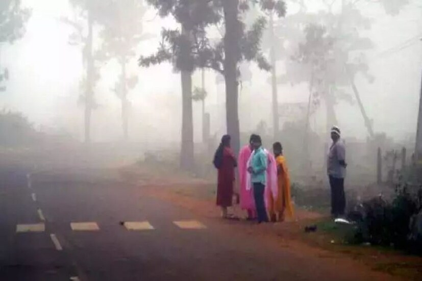 উত্তরবঙ্গে আগামী ৩ দিন একই রকম আবহাওয়া থাকবে। তারপর থেকে পরবর্তী ২-৩ দিনে তাপমাত্রা বাড়বে ২-৩ ডিগ্রি। শীতের আমেজ ক্রমশ কমবে উত্তরেও।