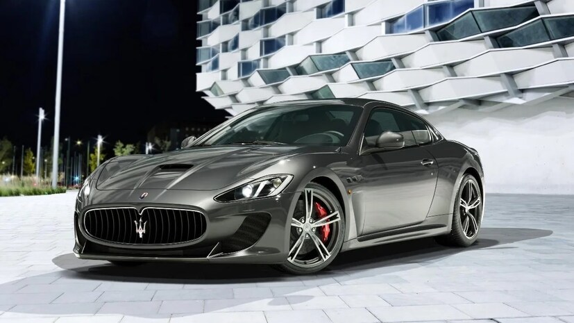 Mercedes SLS AMG এই কার মেসি পুরস্কার পেয়েছেন ৷ মার্সিডিজ এসএলএস এএমজির ডিজাইন করা ৷ ৬.২ পেট্রোল ইঞ্জিন পাওয়া যায় ৷ 563 bhp এর পাওয়ার 650 Nm পিক টক জেনারেট করতে পারে ৷ এই কারের ট্রান্সমিশন অটোমেটিক ৷ ফাইল ছবি ৷