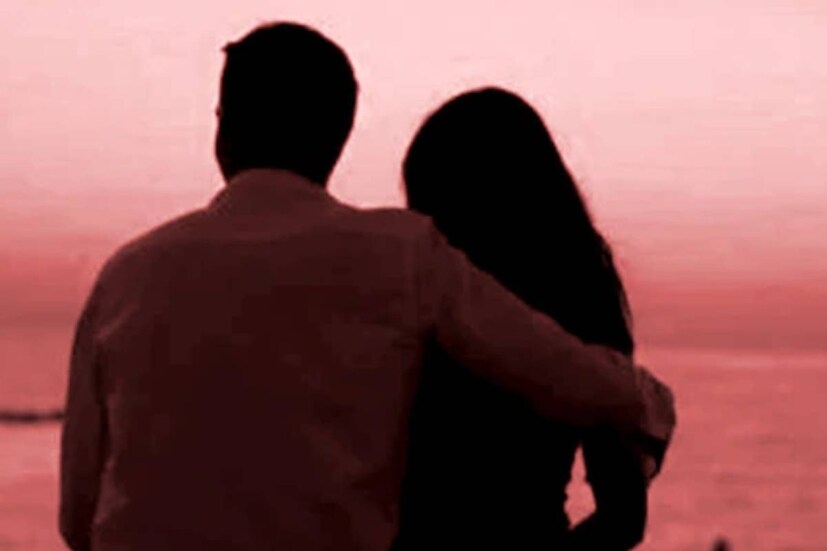 আপনিও কাউকে চেহারার মাপকাঠিতে বিচার করবেন না। বরং গুরুত্ব দিন তাঁর ব্যক্তিত্বের উপর। দেখবেন চেহারা নিয়ে অভিযোগ আপনার মনেও থাকবে না