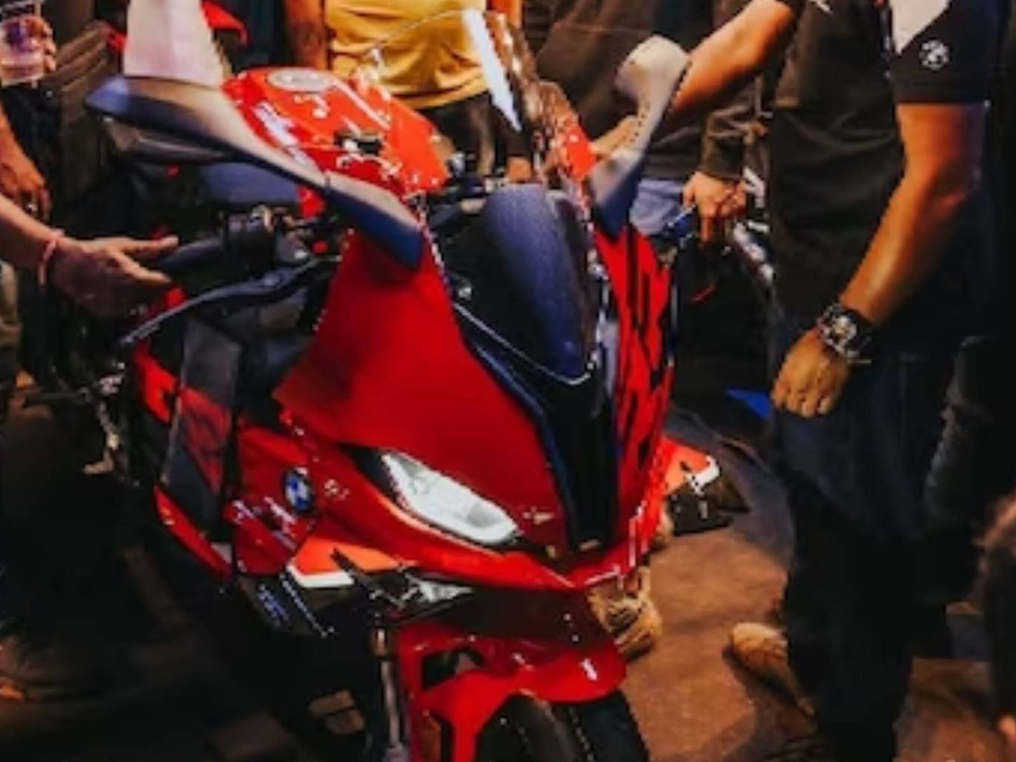 BMW, তা আবার বাইক! ভারতে এসেই কী বাজিমাত করবে এটি, দামই বা কত