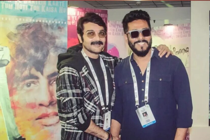 'বিশ্ব মেলে ছবির মেলায়' থিমের এই উৎসবে রাজ-প্রসেনজিতের এই ছবি আনন্দবার্তা দিচ্ছে। গোটা বিশ্বের পাশাপাশি নিজেদের বাংলার ছবিও সমানভাবে উদযাপিত হচ্ছে এই ছবি-মেলায়।