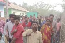 আবাস যোজনায় দুর্নীতির অভিযোগ হরিশ্চন্দ্রপুরে, অঙ্গনওয়াড়ি কর্মীর স্বামীকে 'আটক'
