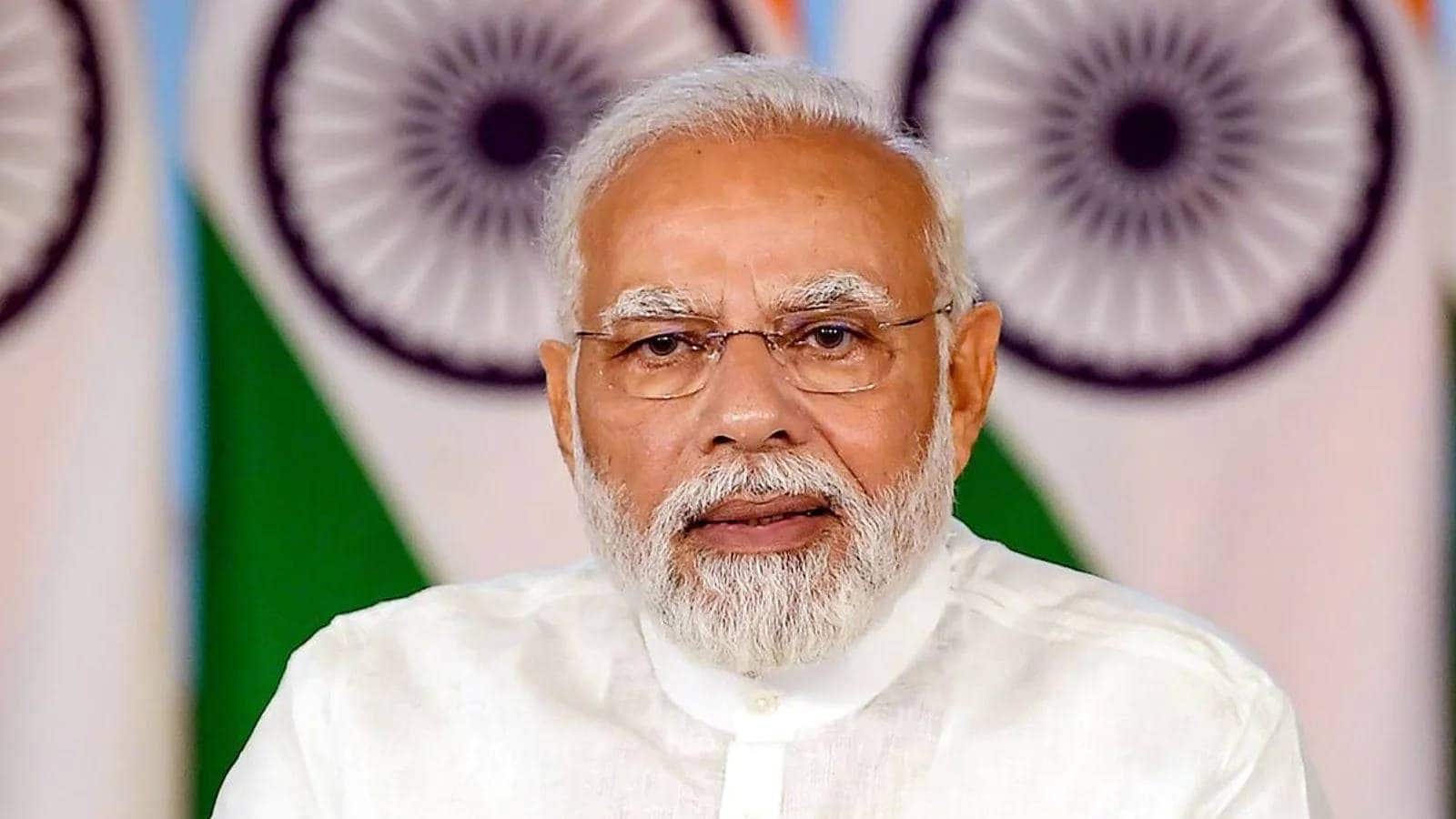 পরপর বাংলায় ট্যুইট, বাংলার জন্য বিপুল সুখবরের ঘোষণা করলেন প্রধানমন্ত্রী