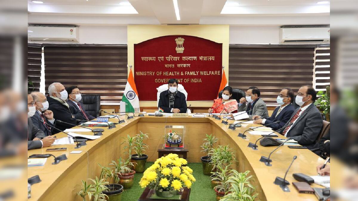 কোভিড নিয়ে ‘অ্যালার্ট’ জারি কেন্দ্রের, বিমানযাত্রীদের উপরে কড়াকড়ি