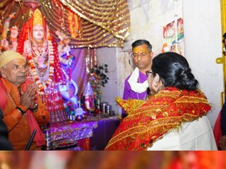 গঙ্গাসাগর মেলায় যোগদানের জন্য তাই আমন্ত্রণ জানানো হল রাজস্থানের পুষ্করের ব্রহ্মা মন্দিরের পুজারীদের