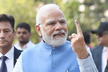 গণতন্ত্রের উৎসবে শামিল মোদিও, ভোট দিয়ে বেরিয়ে মোদির মুখে কমিশনের প্রশংসা