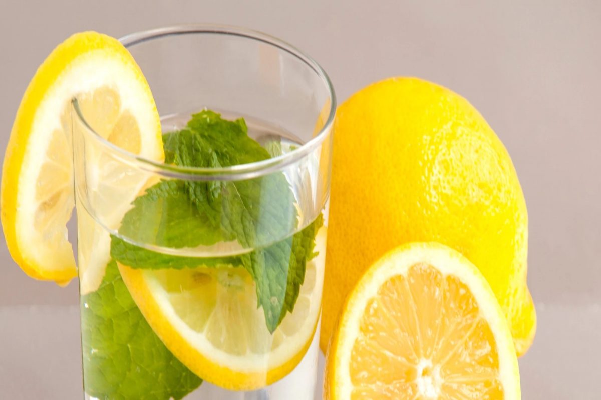 উষ্ণ লেবুর জলই জীবন বদলে দিতে পারে! এর চমৎকার ক্ষমতা জানলে অবাক হবেন – News18 বাংলা