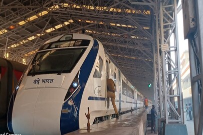 এসে গেল বন্দে ভারত এক্সপ্রেস